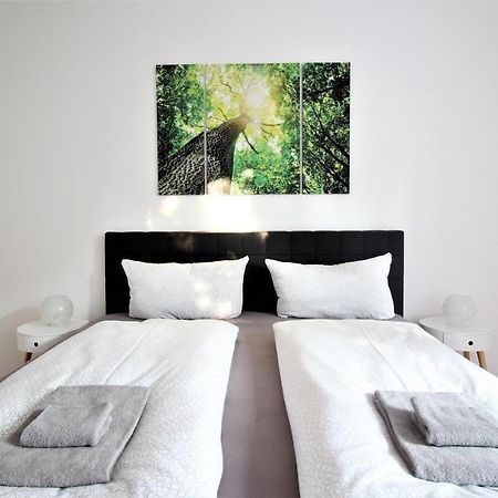 Light-Flooded City Apartment With Balcony And Garden Βίρτσμπουργκ Εξωτερικό φωτογραφία