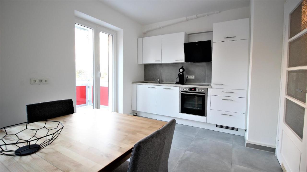 Light-Flooded City Apartment With Balcony And Garden Βίρτσμπουργκ Εξωτερικό φωτογραφία